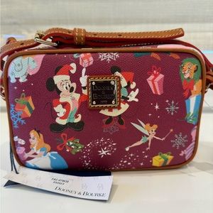 NWT Disney Classics Christmas Dooney & Bourke Camera Bag